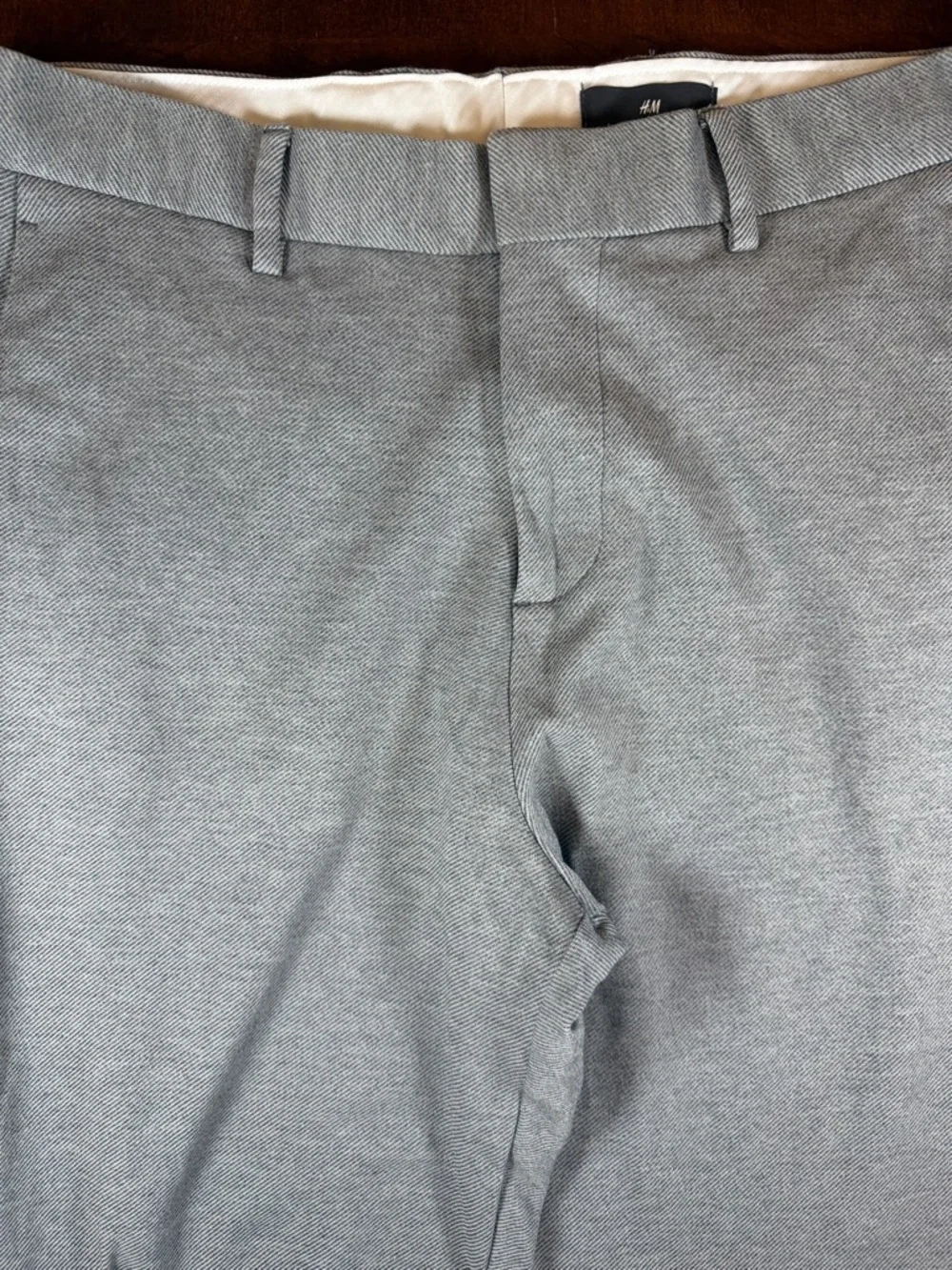 H&M Light‎ Gray Flat-Front Men’s Shorts